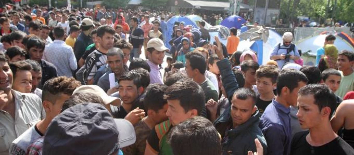 Το υπουργείο Μετανάστευσης «εξοικονομεί» πόρους για την διαμονή των παράνομων μεταναστών